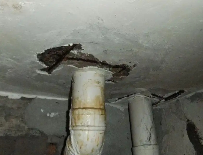 白碱滩卫生间漏水维修公司浅析白碱滩卫生间渗水维修的方法